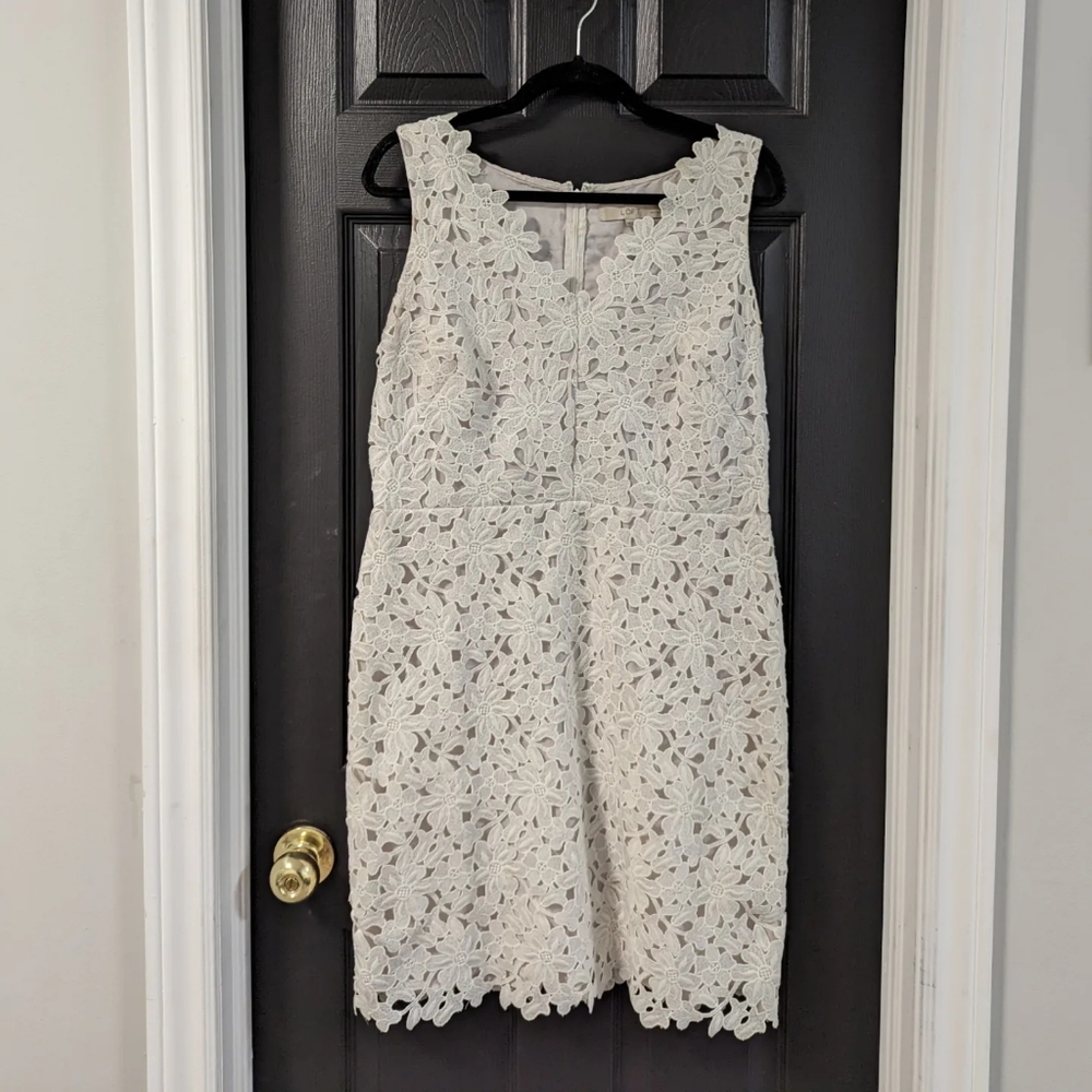 Ann Taylor white lace dress with hints of blue